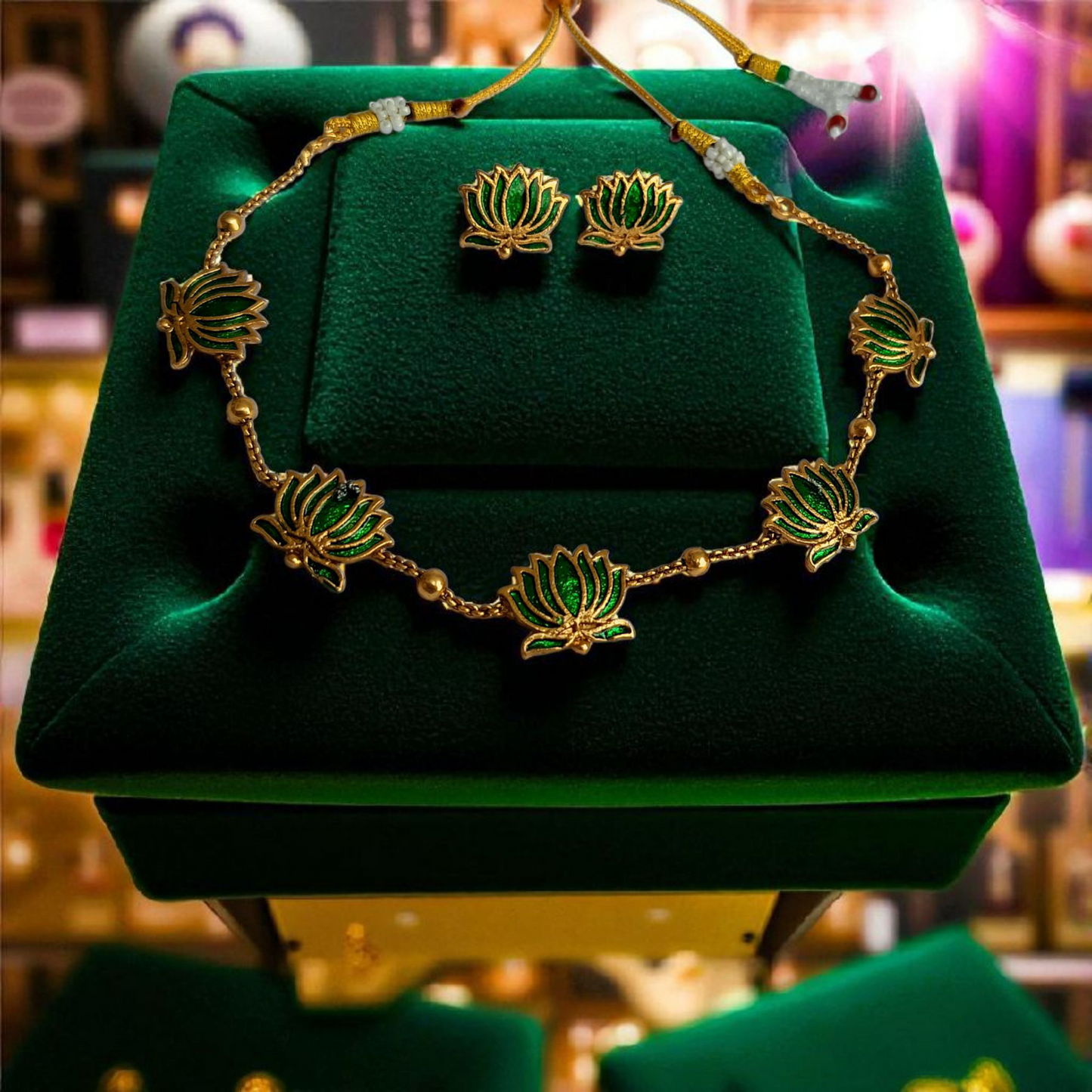 GREEN LOTUS NECKLACE SET
