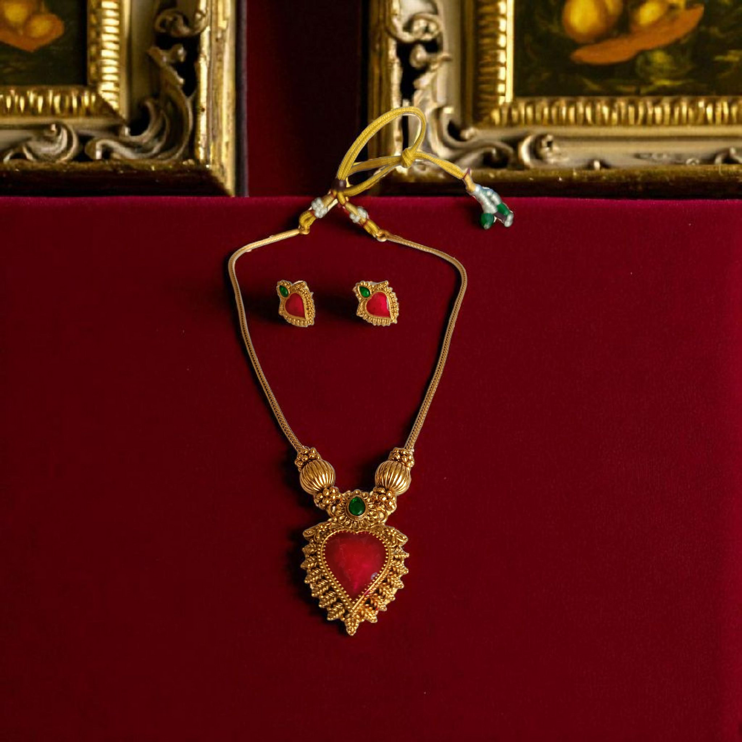 RUBY ANTIQUE PENDENT SET