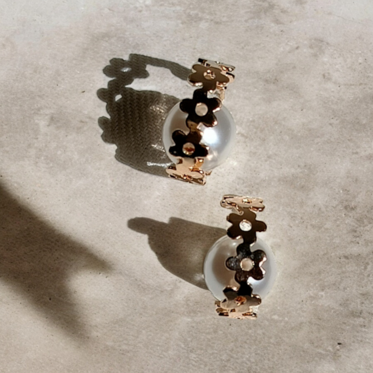 Flower Pearl Hoops