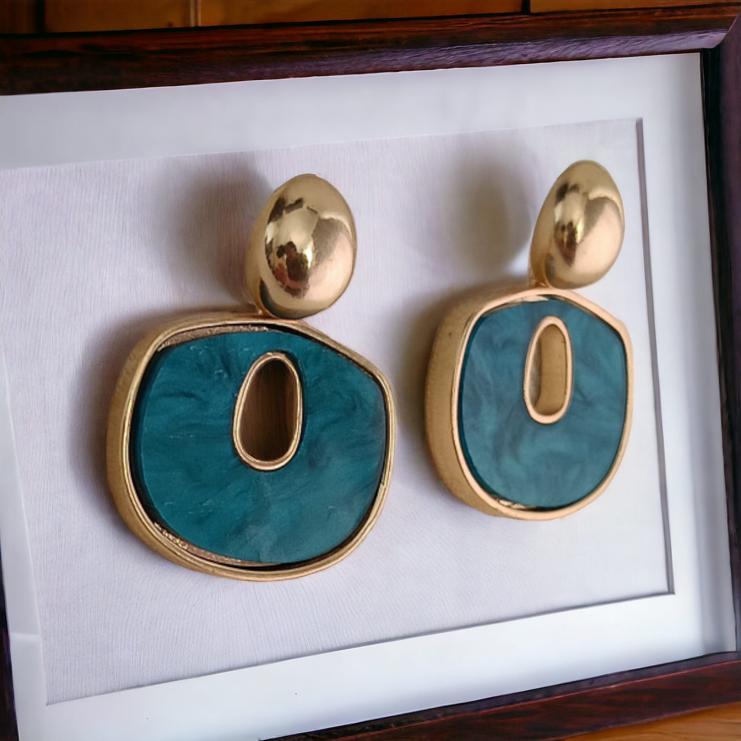 Dazzling Peacock green Earring