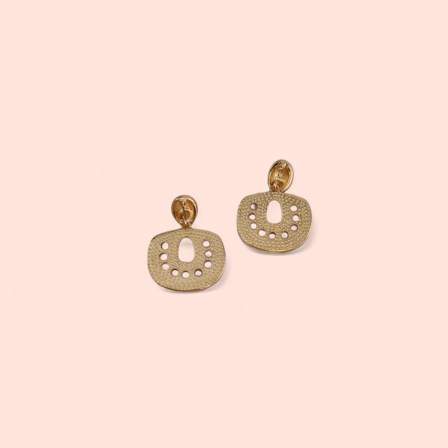 Dazzling peach Earrings