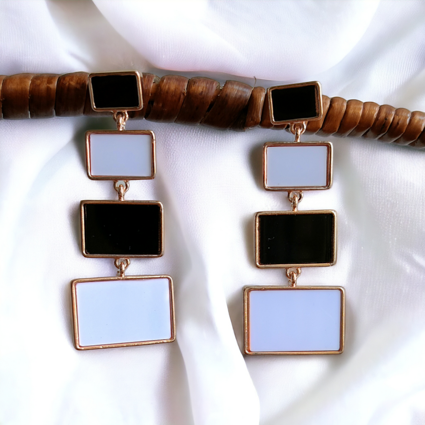 Black & White Dangler Earring