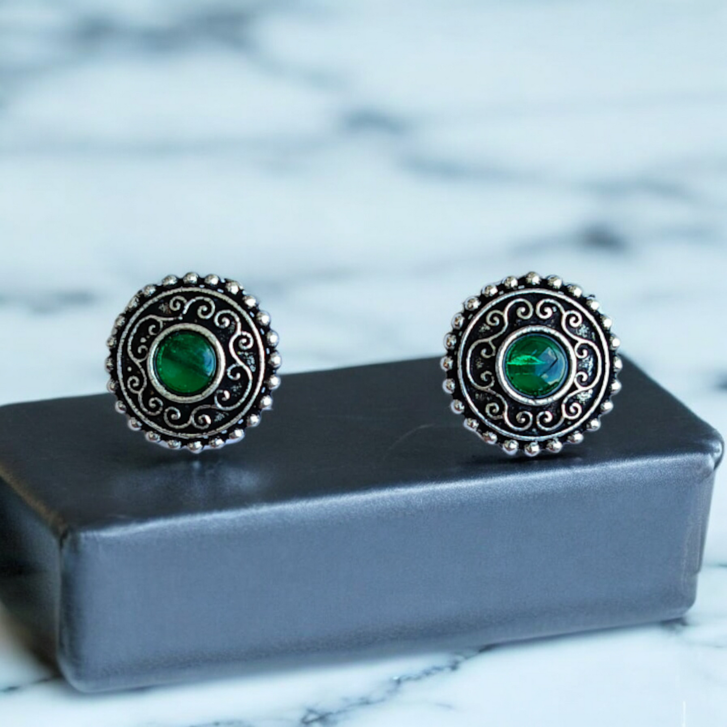 Oxidized Green Stud