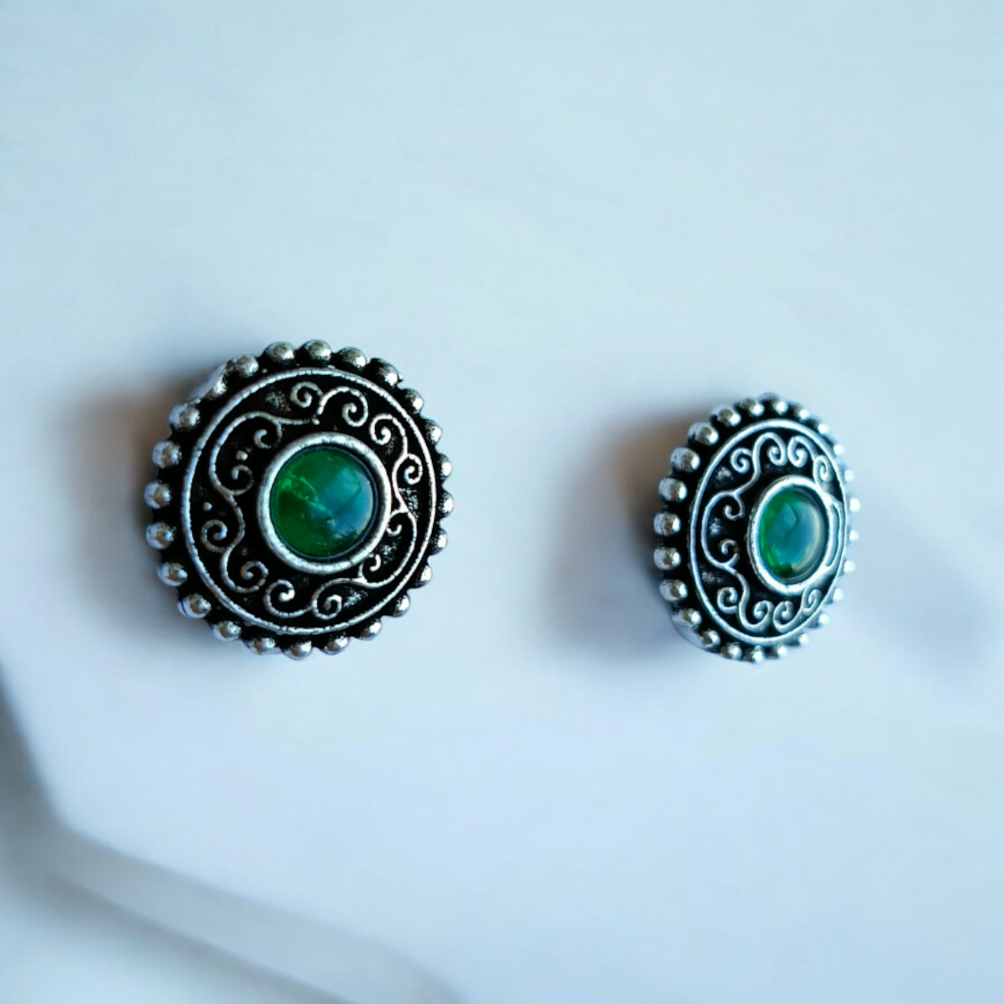 Oxidized Green Stud