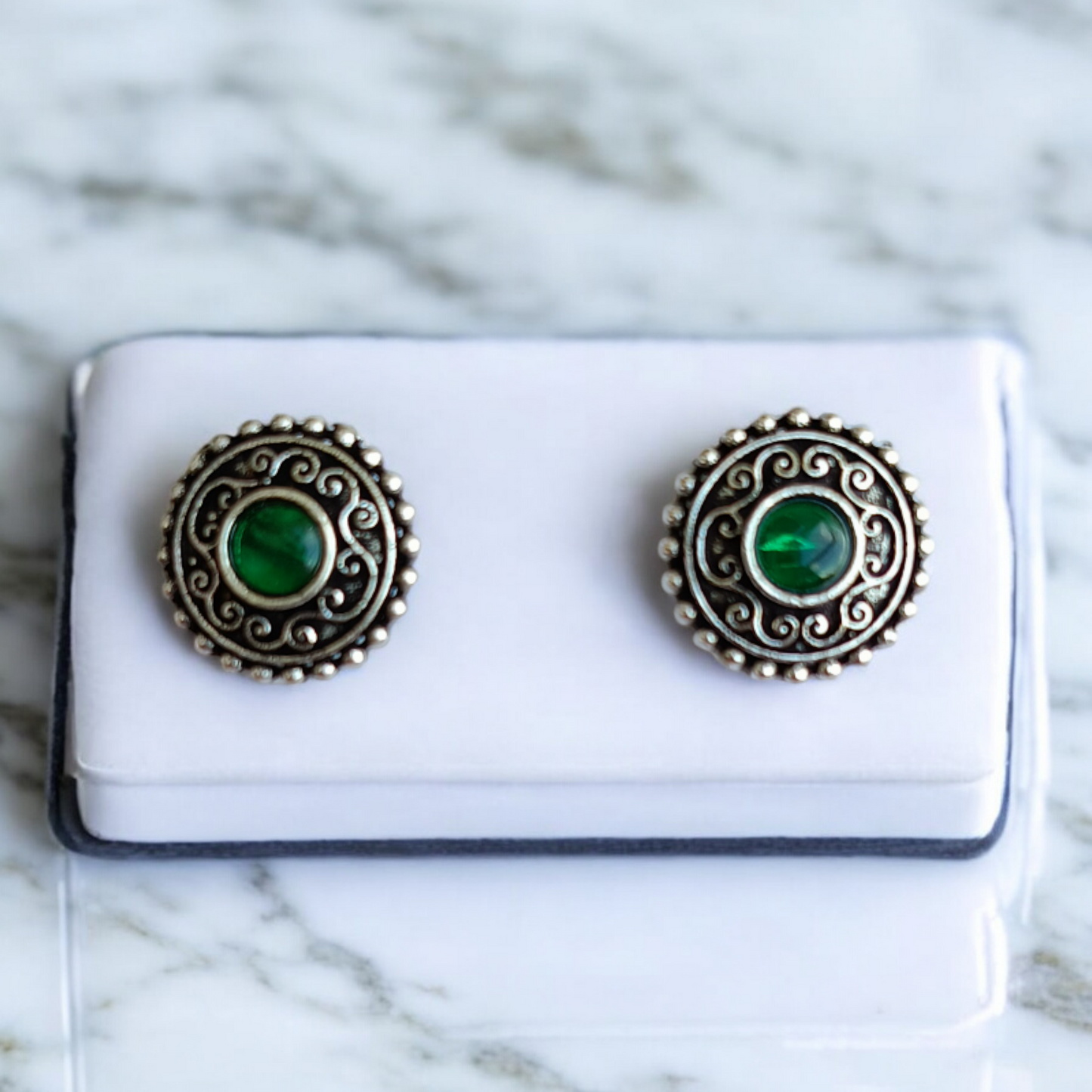 Oxidized Green Stud