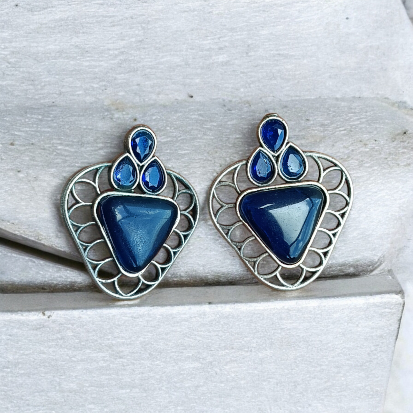 Silver Blue Stud
