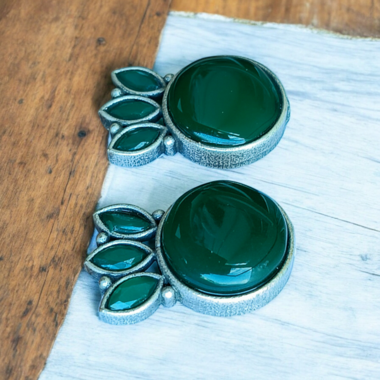 Green Monalisa Stud Earring