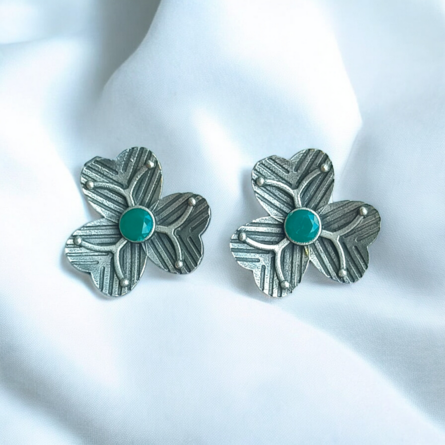 Sky-Blue Flower Earring