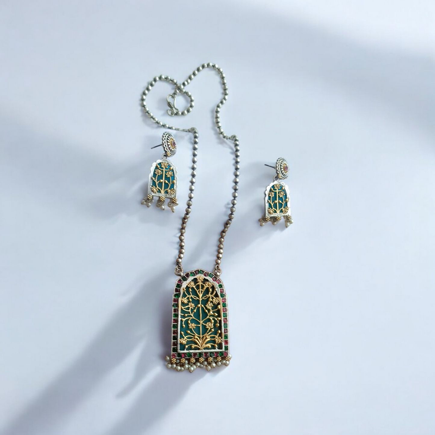 Green Pendent Fusion Necklace Set