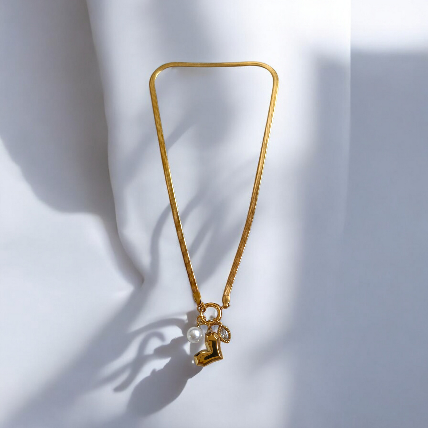Gold Sweetheart with Pearl Necklace