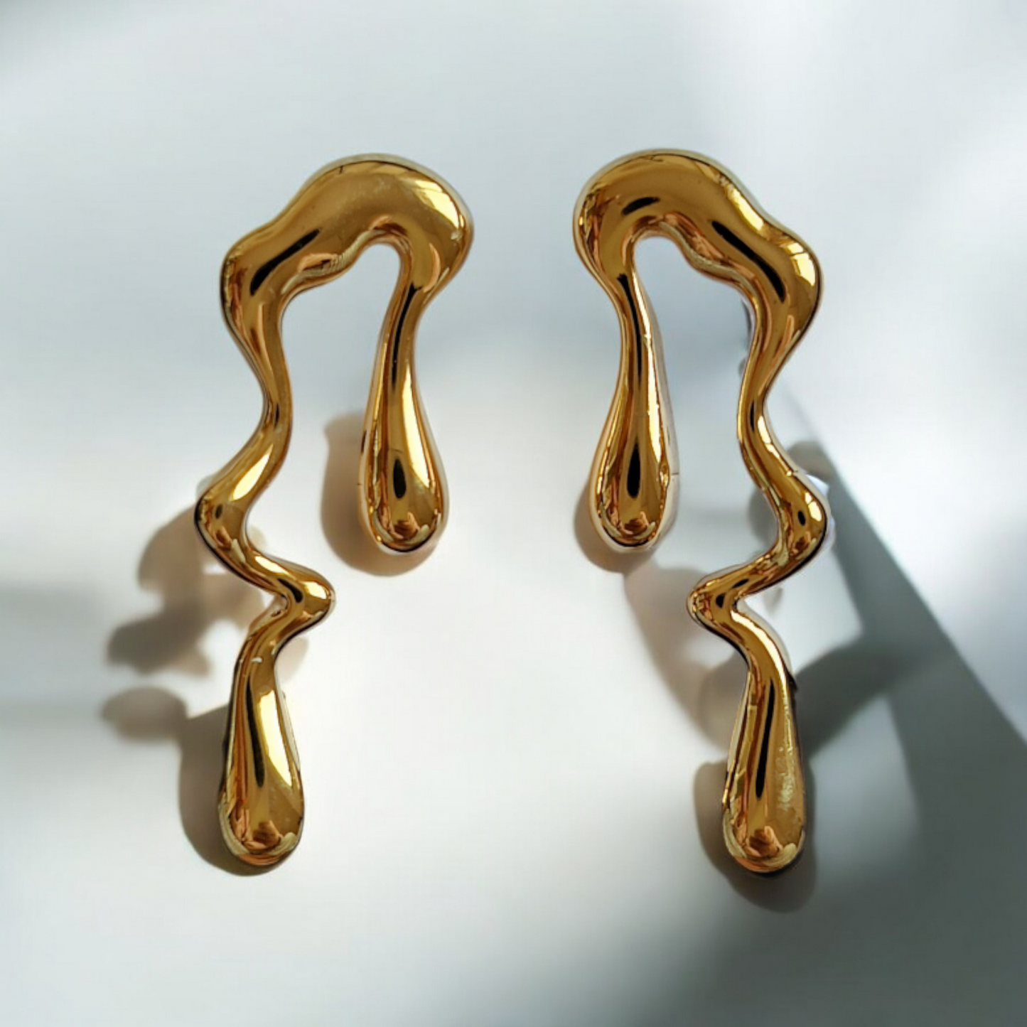 Curved Wave Drop Earrings