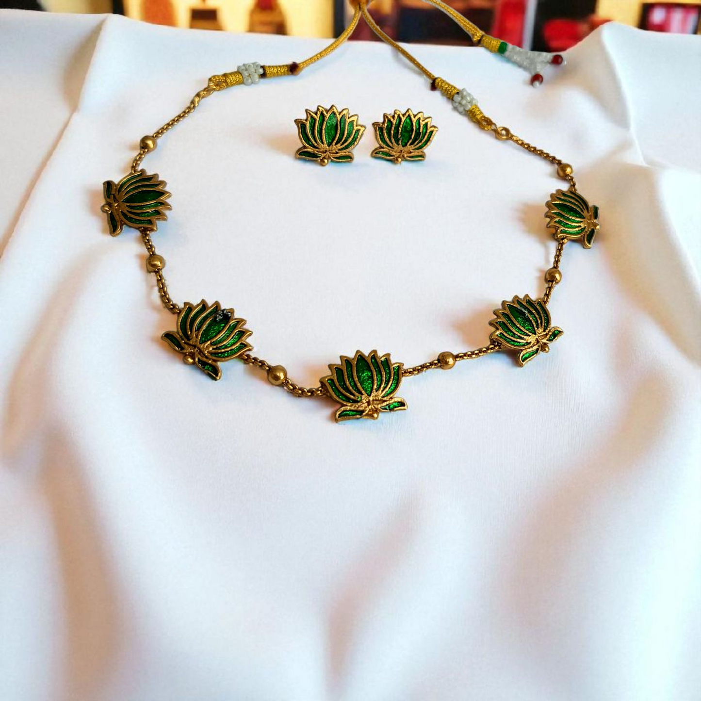 GREEN LOTUS NECKLACE SET
