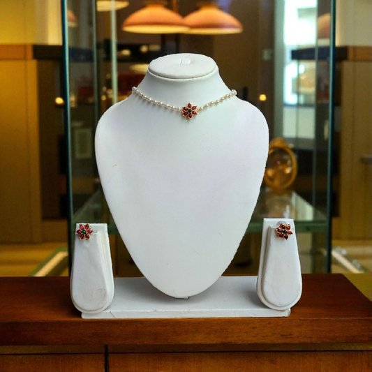 ANTIQUE PEARL WITH FLOWER CHOCKER SET