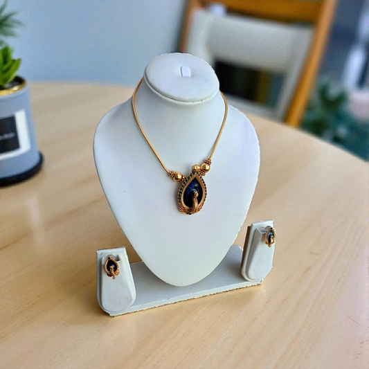 BLUE ANTIQUE PENDENT SET