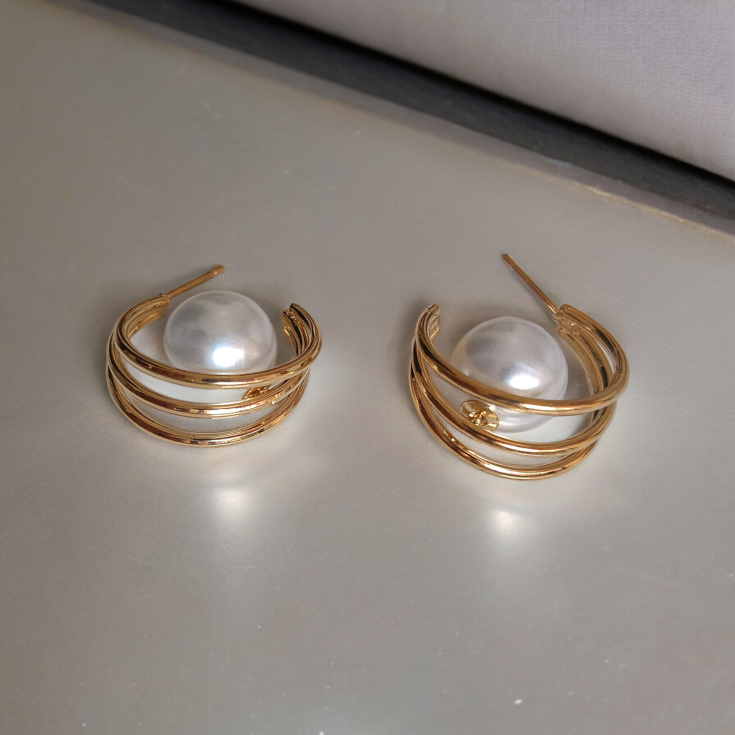 Celebrity Pearl Hoops