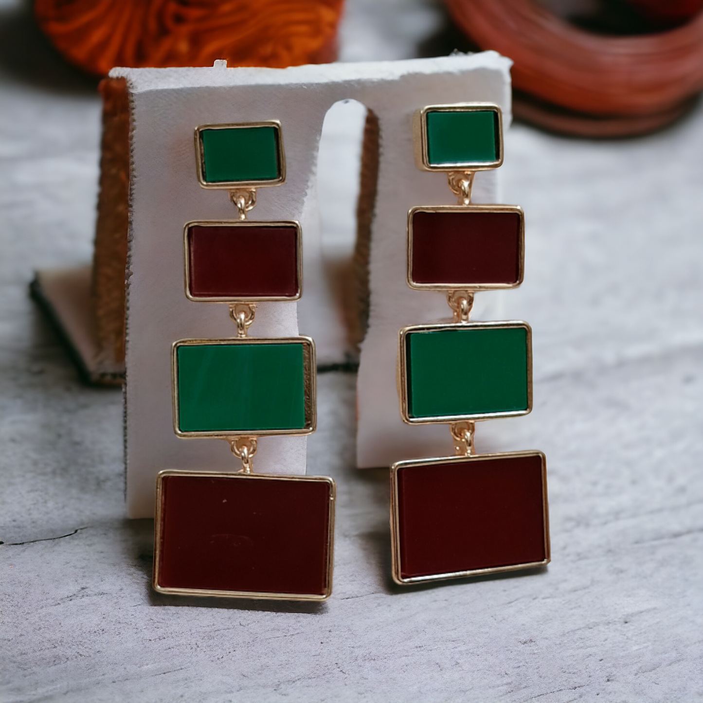 Emerald green Dnagler