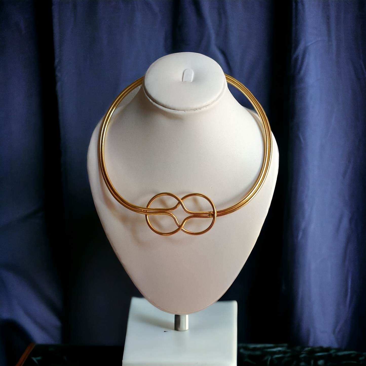 Lotus Gold Hasli