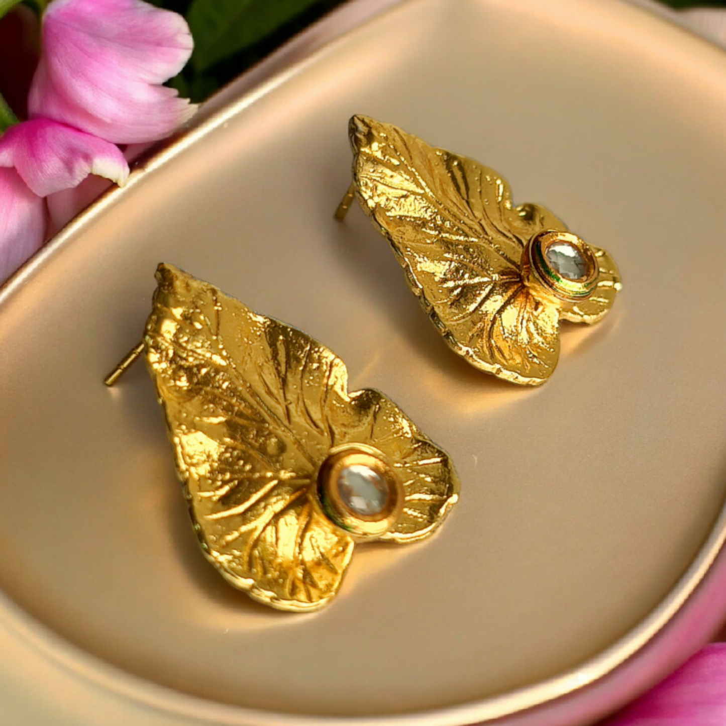 Vintage Leaf Earring