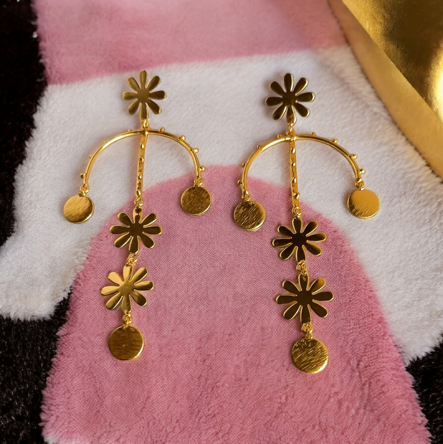 Golden Chandani Earrings