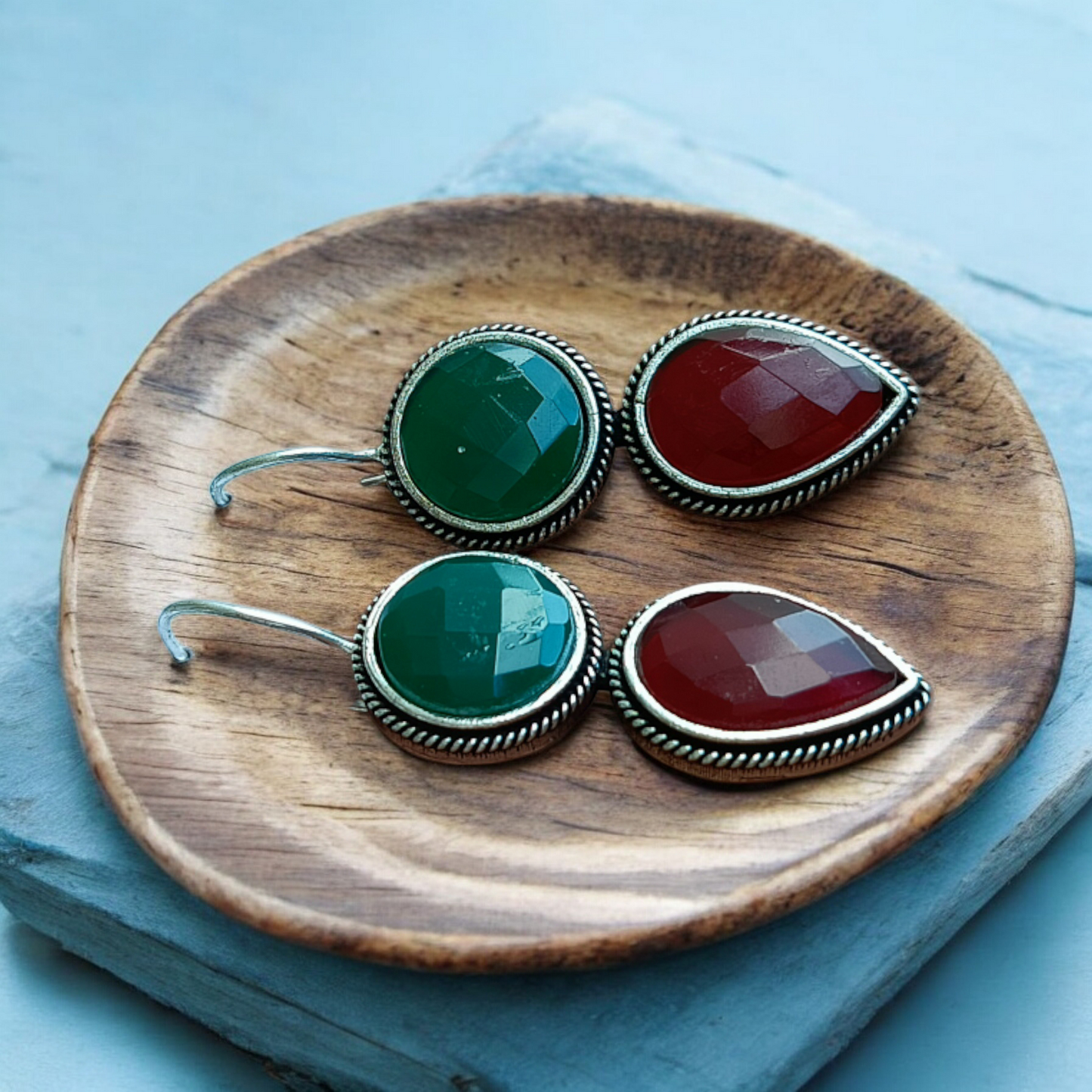 Red-Green Dangler Earring