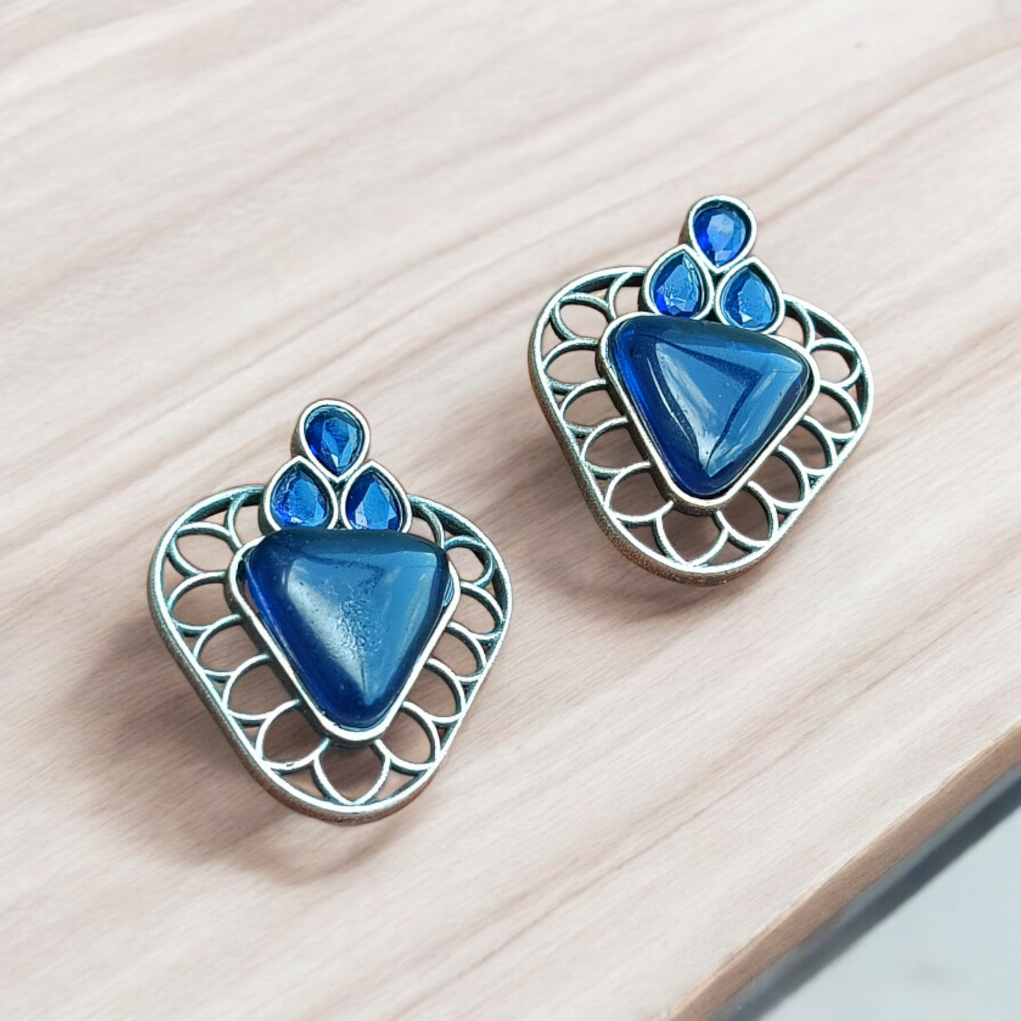 Silver Blue Stud