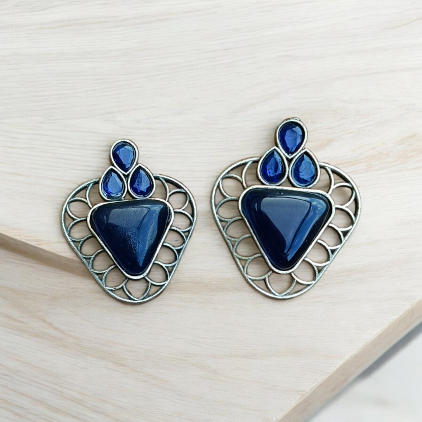 Silver Blue Stud