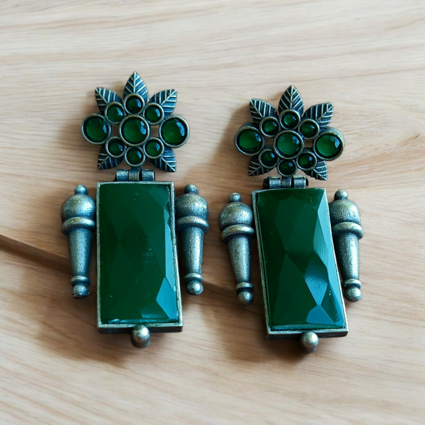 Green Monalisa Dangler Earring