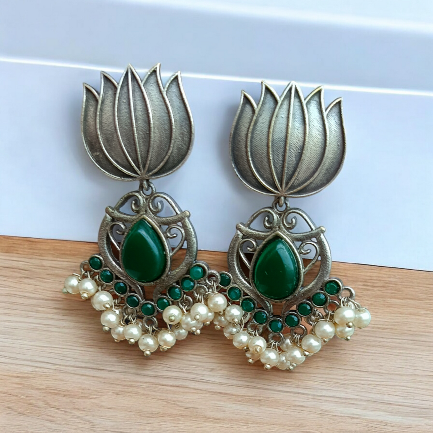 Silver-replica Lotus Earring
