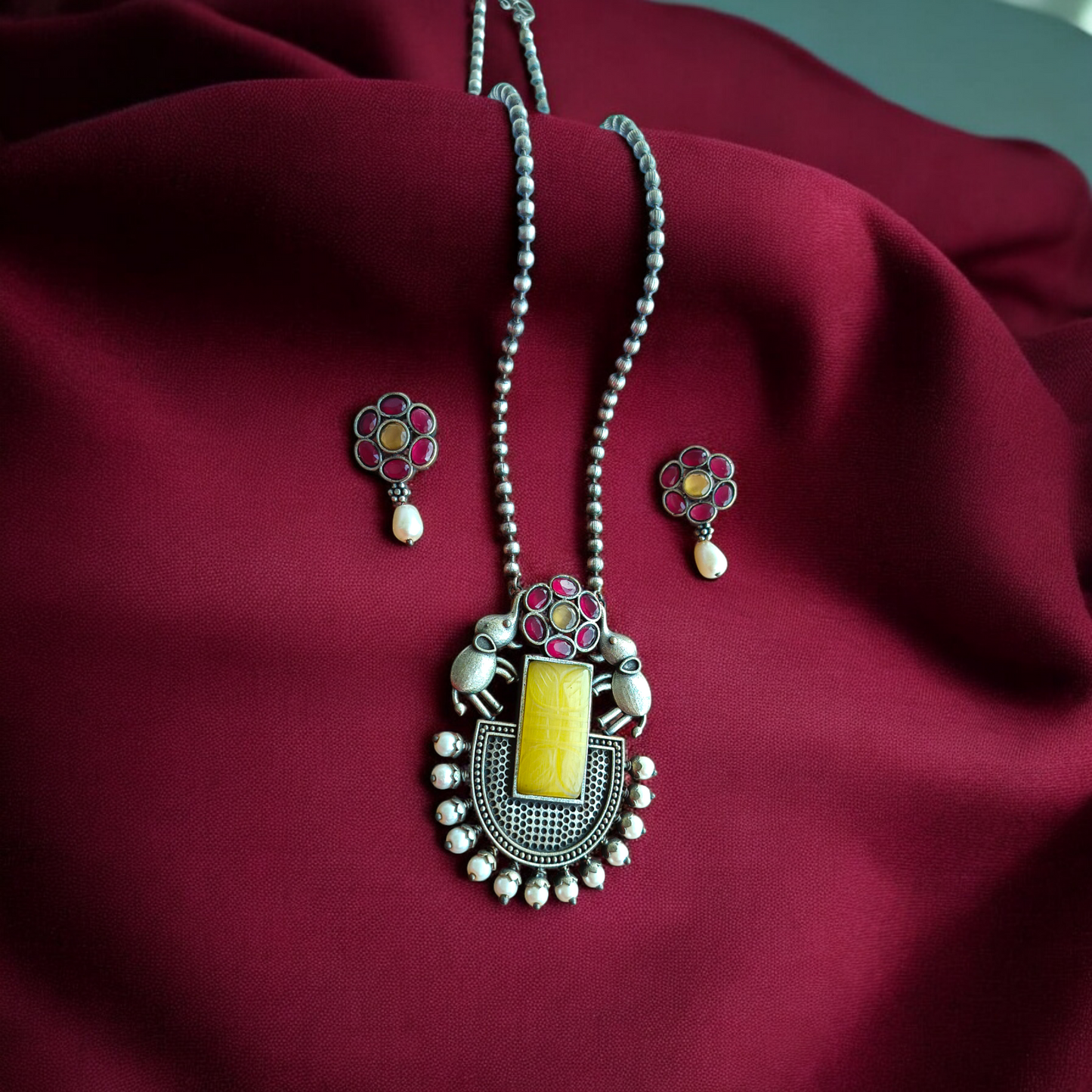 Yellow Monalisa Stone Necklace Set