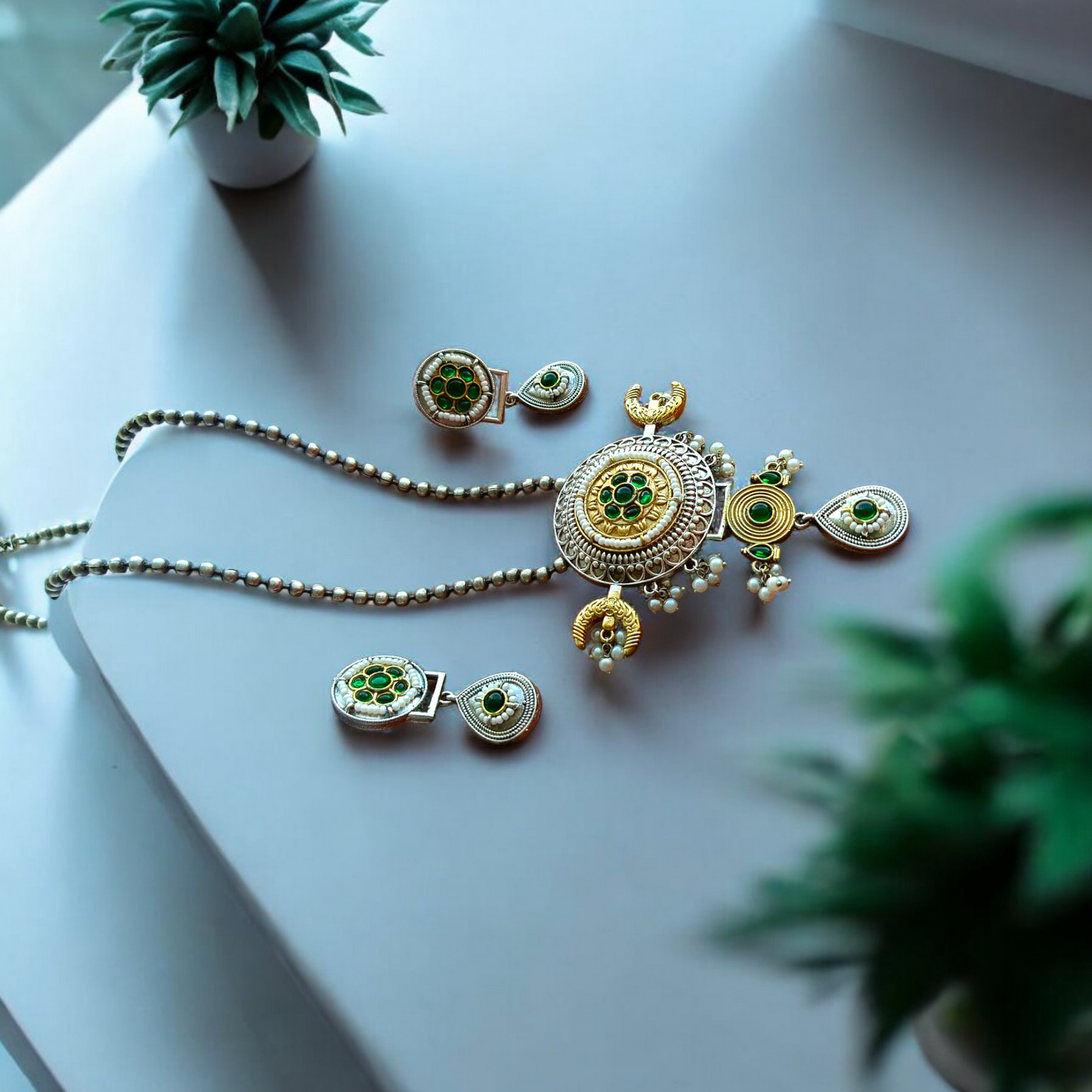 Green Stone Fusion Necklace Set