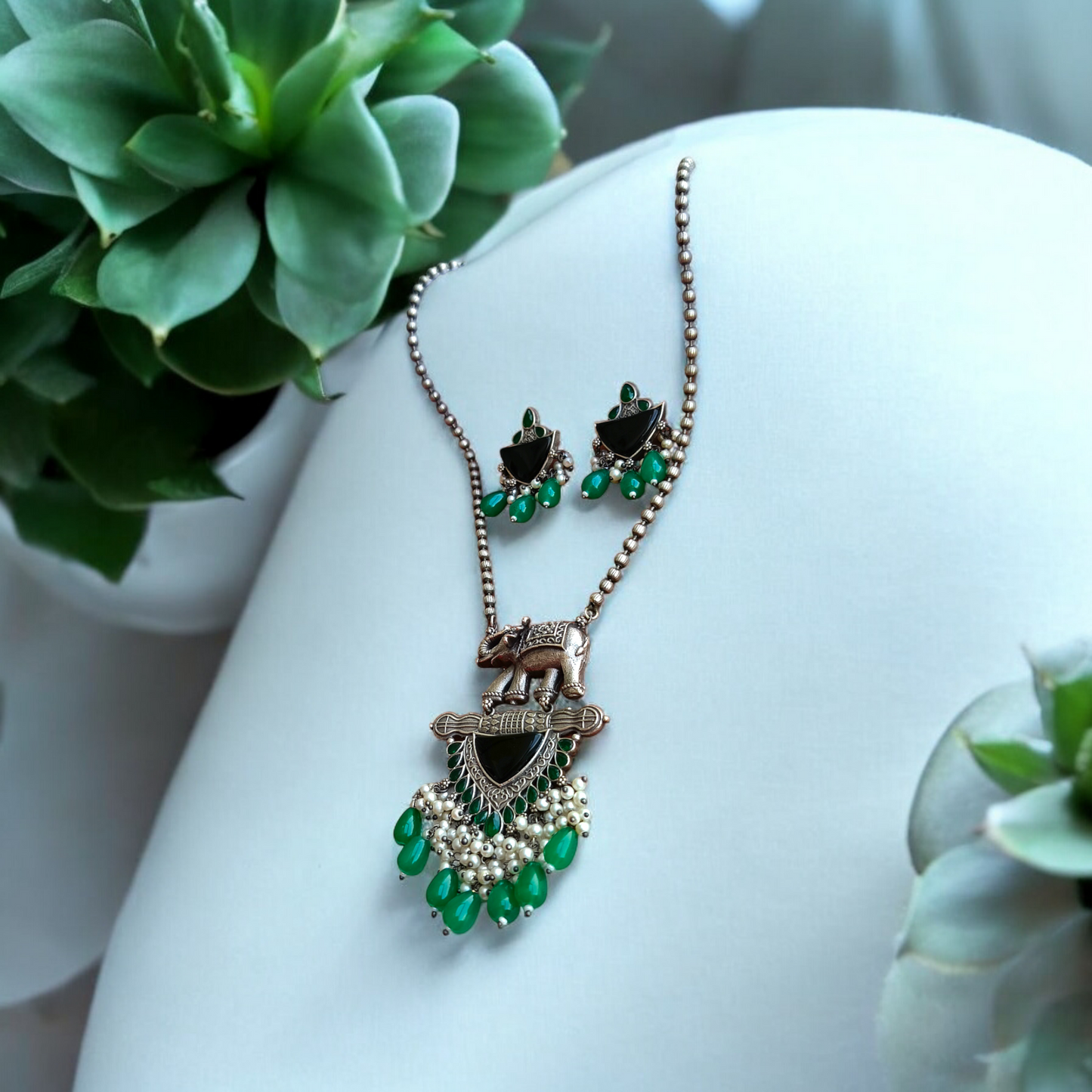 Blue Monalisa Stone Elephant Necklace Set