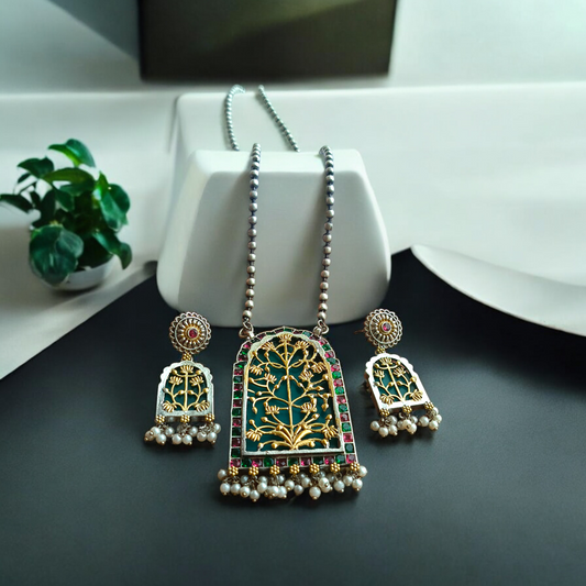 Green Pendent Fusion Necklace Set