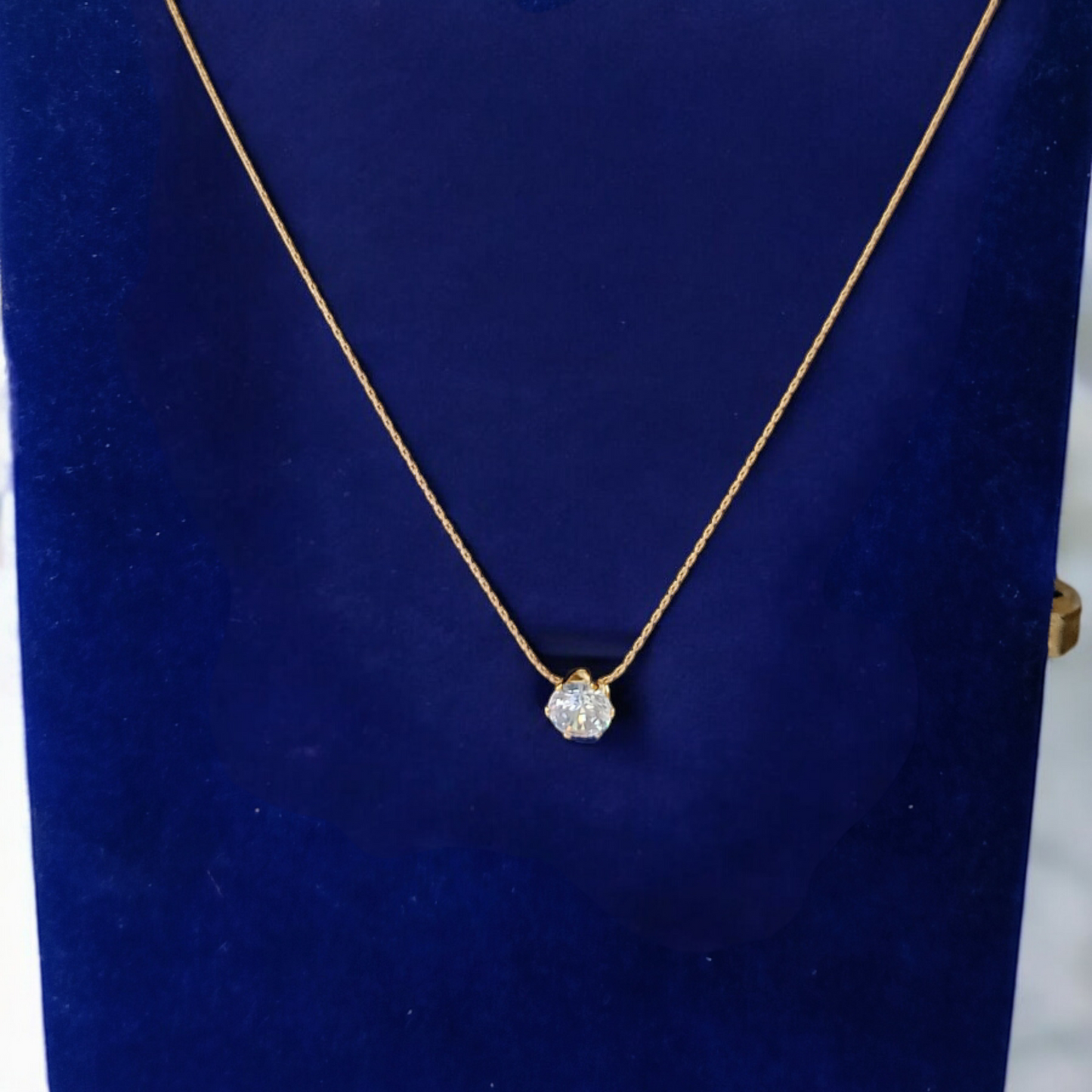 Round Solitaire Necklace