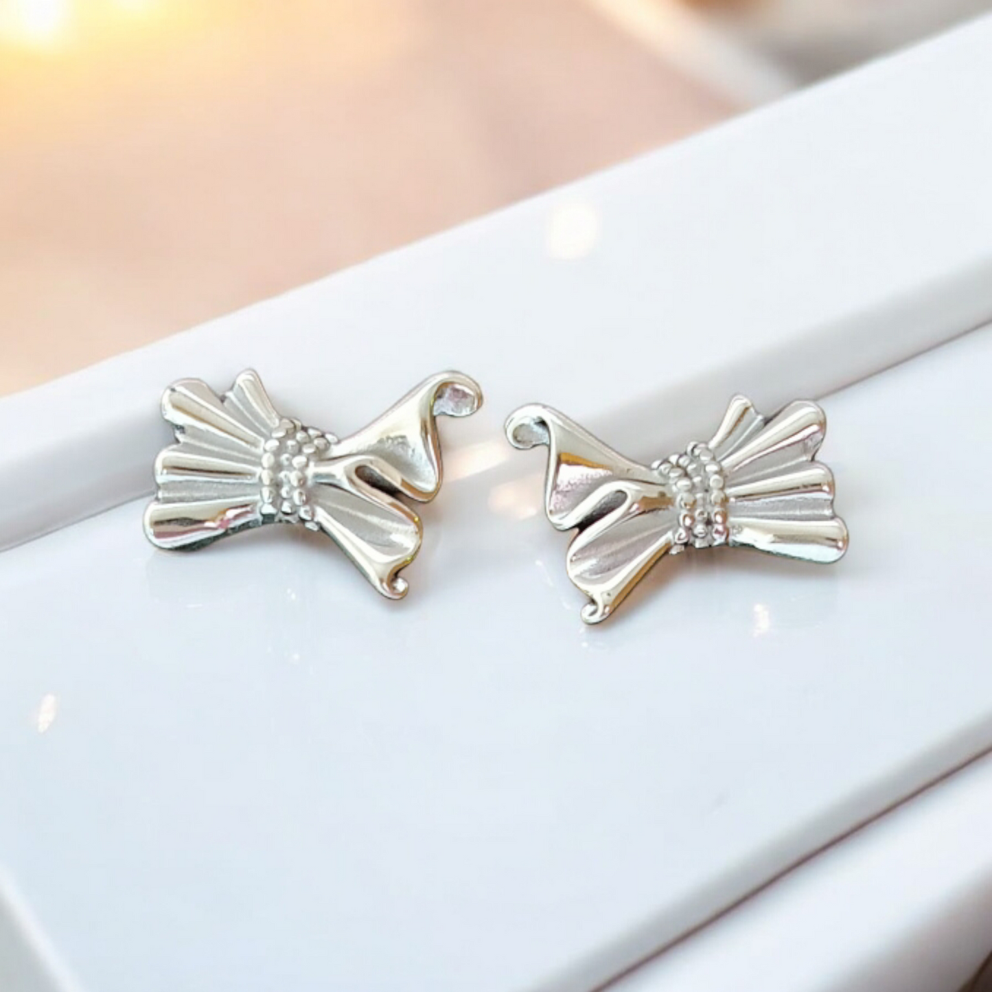 Rhodium plated Stud Earrings