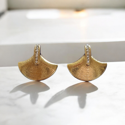 Shell Zircon Earrings