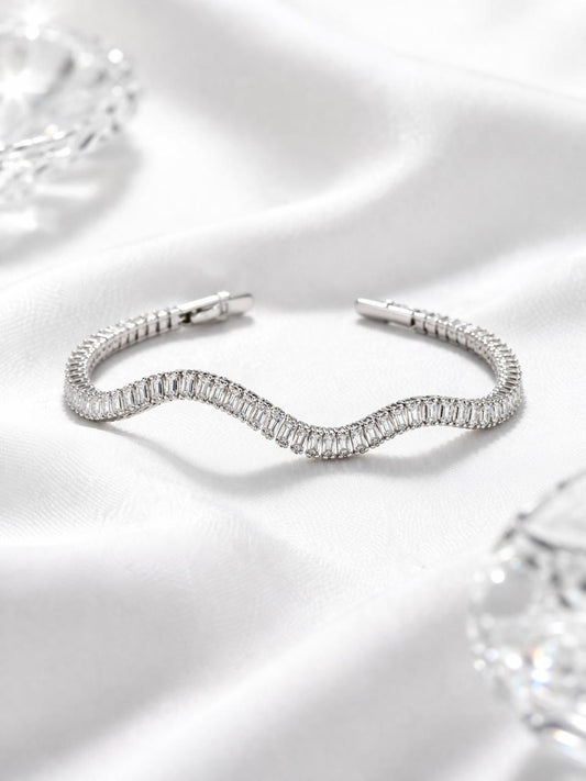 Dimond Flow Tennis Bracelet -silver plated