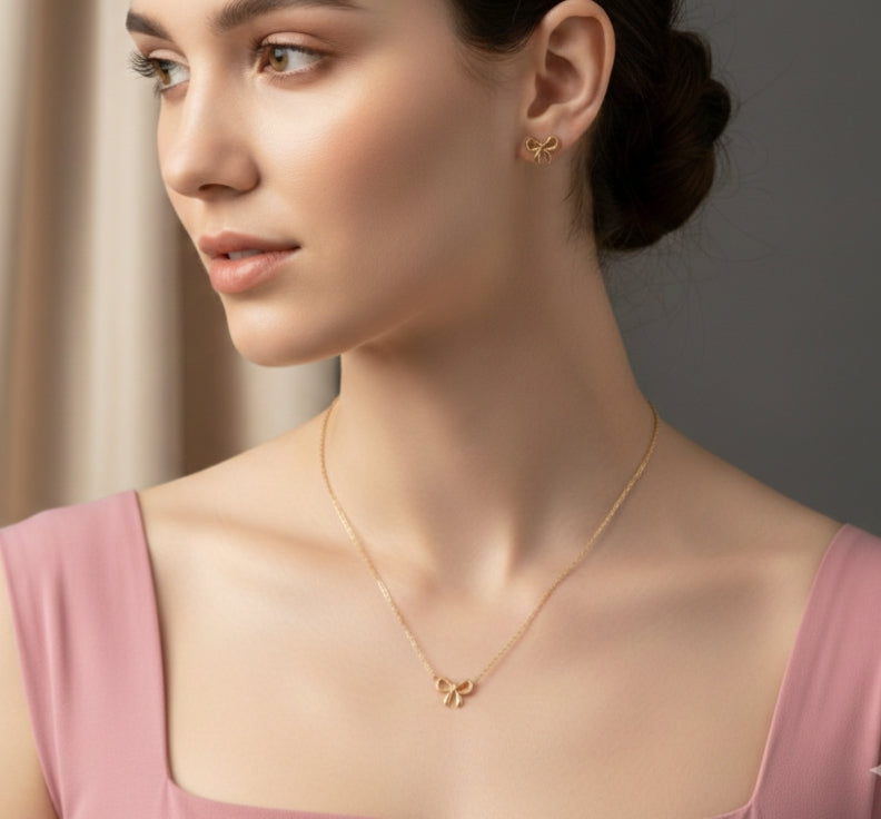 Golden Bow Chain Necklace